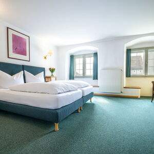 Foto Vorher: Leeres Hotelzimmer